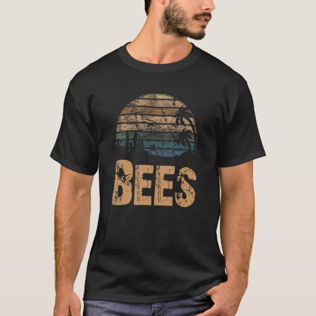 Bees Vintage Sunset Distress T Shirt (Framsida)