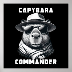 Befälhavare för kapybara med solglasögon poster