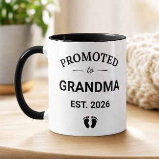 Befodrad till Mormor Est 2026 Ny Mormor Mugg