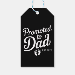 Befodrad till pappa EST 2025 Roligt Snart pappa Presentetikett