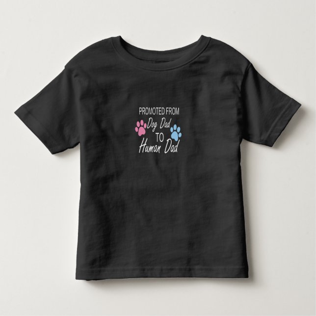 Befordrad från hund till pappa till pappa, baby-gå t shirt (Framsida)