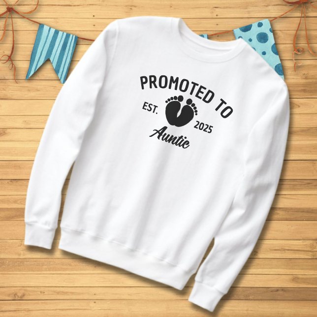 Befordrad till 2025 års fotavtryck i Baby T Shirt (Skapare uppladdad)