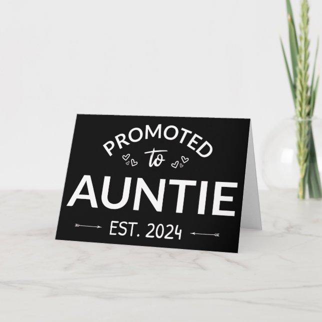 Befordrad till Auntie Est. 2024 II Kort (Framsida)