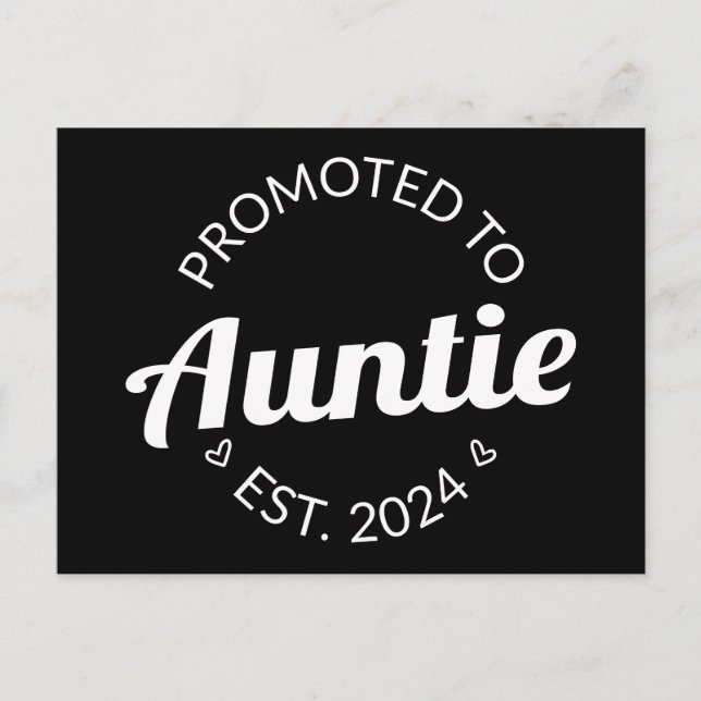 Befordrad till Auntie Est. 2024 Vykort (Framsida)