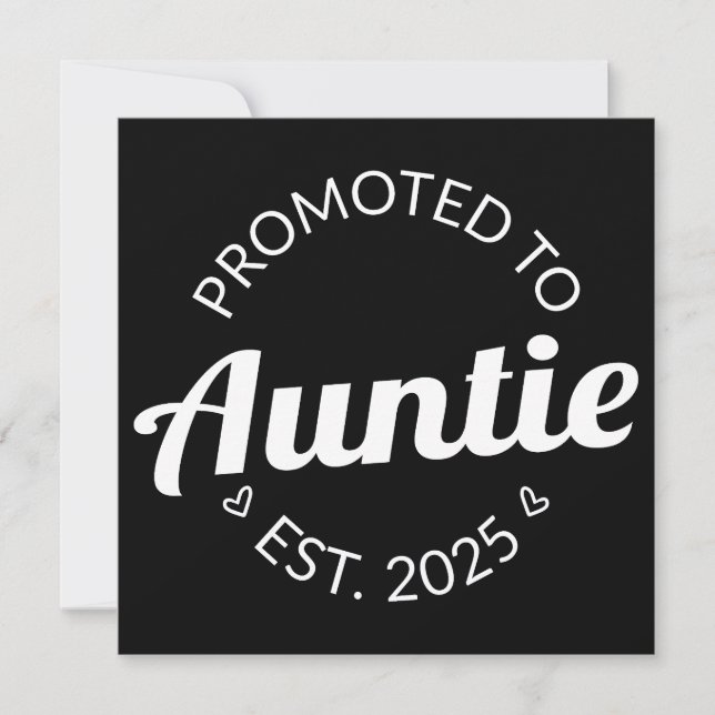 Befordrad till Auntie Est. 2025 Meddelande (Framsida)
