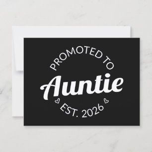 Befordrad till Auntie Est. 2026 Vykort