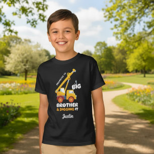 Befordrad till Big Brother Crane Fordon eget namn T Shirt