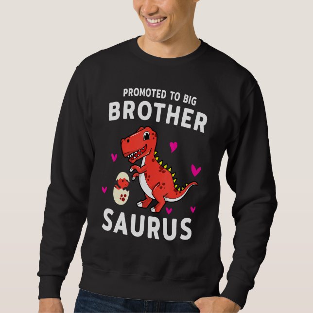 Befordrad till Big Brothersaurus Big Brother Dinos Lång Ärmad Tröja (Framsida)