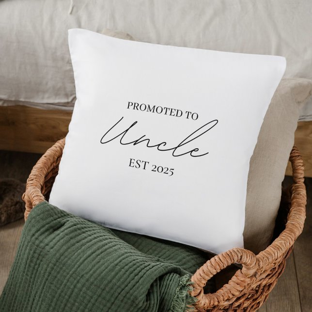 Befordrad till farbror EST | New farbror Gift Kudde (Skapare uppladdad)