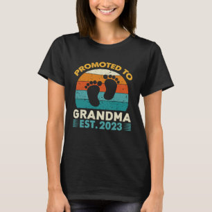 Befordrad till Grandma 2023 First Time New Grandma T Shirt