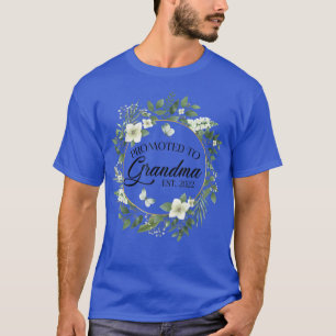 Befordrad till Grandma Est 2022 Women Flower First T Shirt