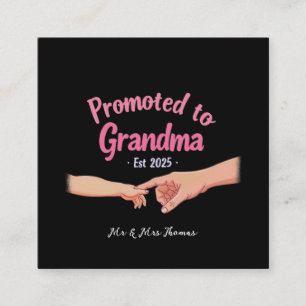 Befordrad till Grandma Etablerad 2025. Fyrkantigt Visitkort