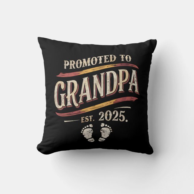 Befordrad till Grandpa 2025 Grandpa est 2025 Kudde (Framsida)