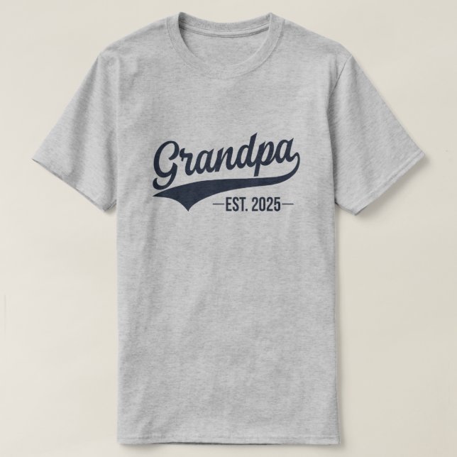 Befordrad till Grandpa 2025 Grandpa est 2025 T Shirt (Design framsida)