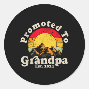 Befordrad till Grandpa Est 2024 Första gången Gran Runt Klistermärke