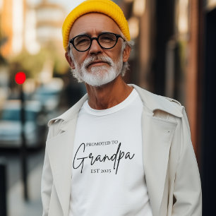 Befordrad till Grandpa EST 2025 New Grandpa Gift T Shirt