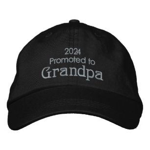 Befordrad till Grandpa Year (Fars dag) Grått Text Broderad Keps