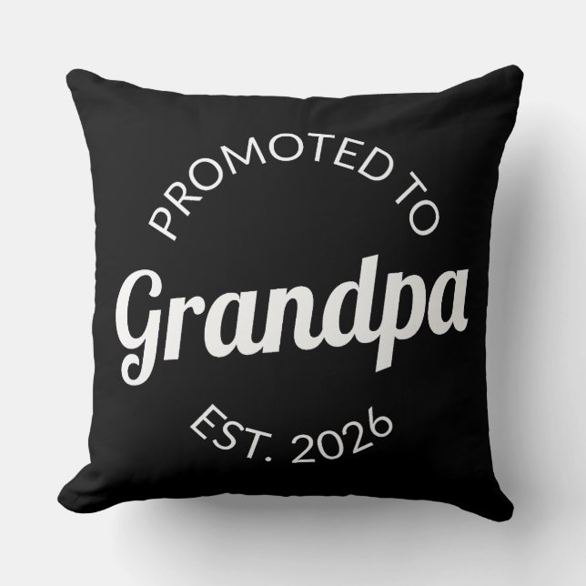 Befordrad till morfar Est. 2026 Kudde (Framsida)