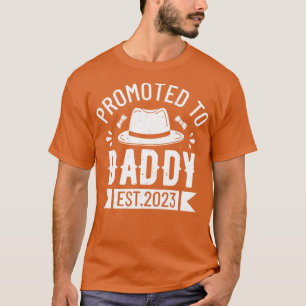 Befordrad till pappa Est 2023 första gången Fars d T Shirt