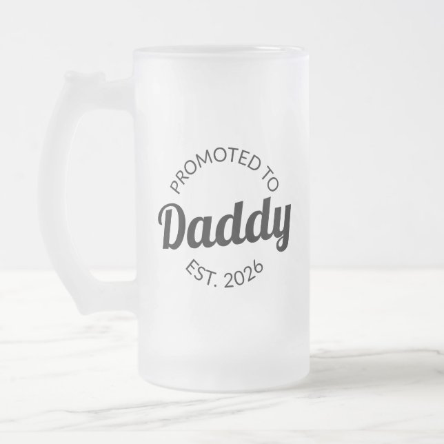 Befordrad till pappa Est. 2026 Frostat Ölglas (Vänster)