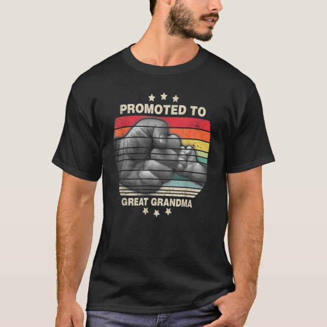 Befordrad till Underbara mormor T Shirt (Framsida)