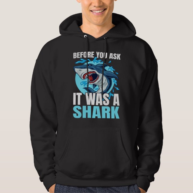 Before You Ask It Was A Shark Crutch Wheelchair Am Hoodie (Framsida)