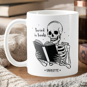 Begraven i böcker Skelett bokälskare Citat Kaffemugg