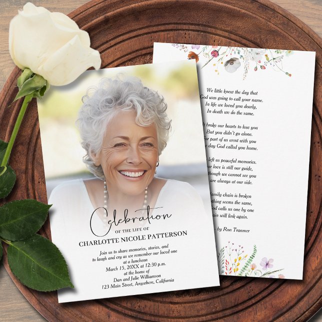 Begravningsfirande Livsfoto Inbjudningar (Wildflowers funeral Celebration of Life photo invitations)