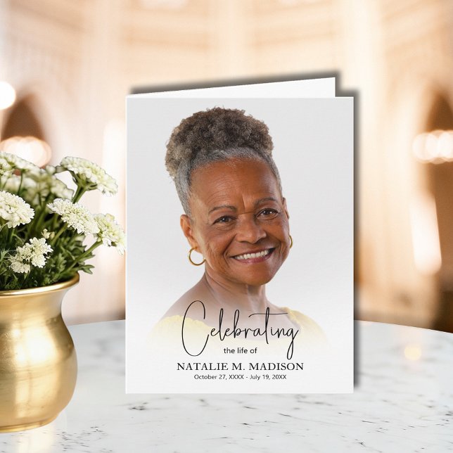 Begravningsminnesfoto vikta tack kort (Funeral memorial folded thank you cards with a photo on the front and a message printed inside)