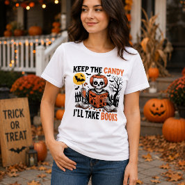 Behåll Godiset Jag Tar Böckerna Halloween T Shirt