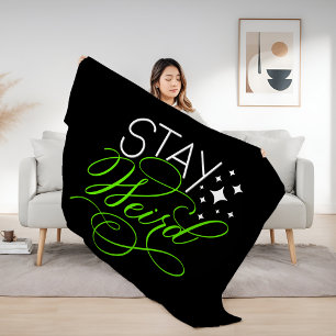 Behåll Konstig Cosmic Quirky Motivational Quote Fleecefilt