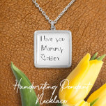 Behåll minimalistbarnets faktiska handskrift silverpläterat halsband<br><div class="desc">Med Monograms handskriftssymboler för halsband kan du ladda upp ditt barns egen handstil på karmen för att vara en viktig leksak. Ta med handskrift från din kära en eller skriva ur dina egna känslor, skanna handskriften eller ta ett foto och ladda sedan upp det till diagrammet. Vår personlig charm Bracelet...</div>