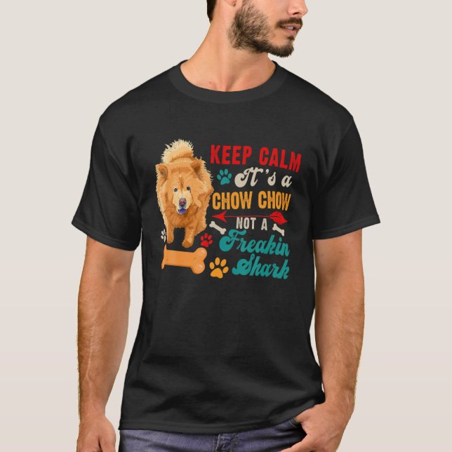 Behålla Lugn Chow Chow Not A FUNNY Shark Matchning T Shirt (Framsida)