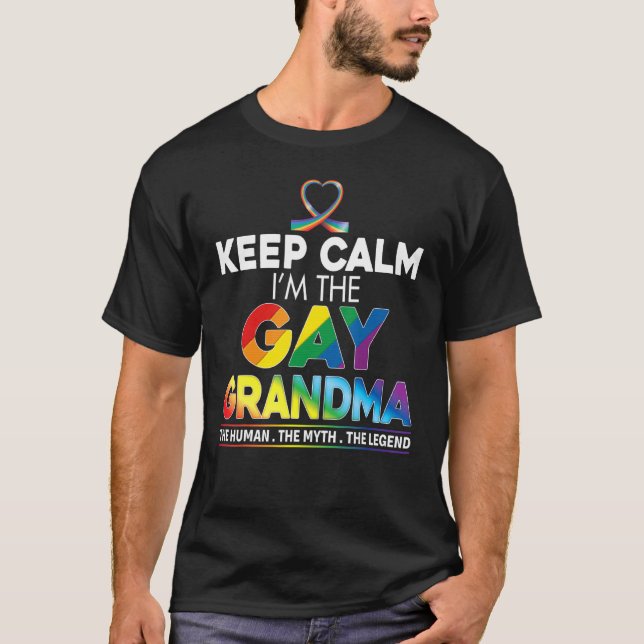 Behålla Lugn jag är Gay Grandma Rainbow Ribbon Lgb T Shirt (Framsida)