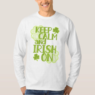 Behålla Lugn och Irish On Roligt St. Patrick's Day T Shirt