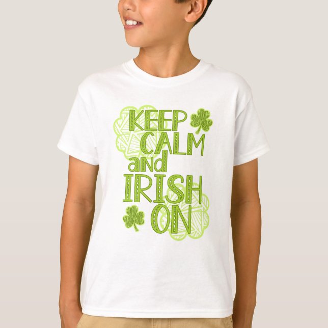 Behålla Lugn och Irish On Roligt St. Patrick's Day T Shirt (Framsida)
