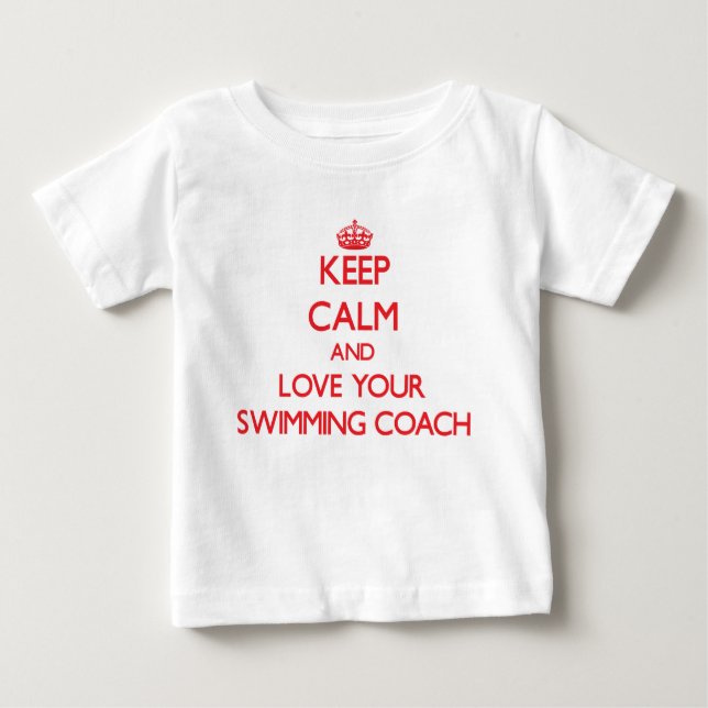 Behålla Lugn och Kärlek din Swimming Coach T Shirt (Framsida)