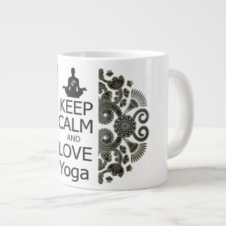 BEHÅLLA LUGN OCH KÄRLEK Yoga Jumbo Mugg