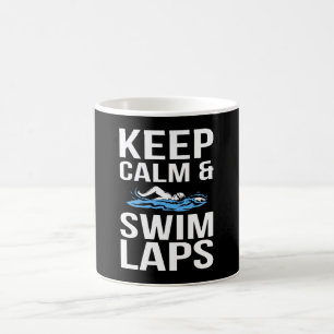 Behålla Lugn och Simma Laps Funny Swimmer-minne Kaffemugg