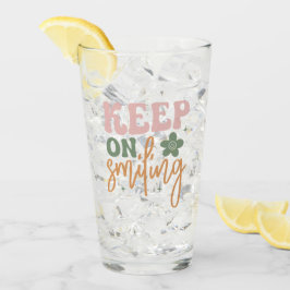 Behålla om leende inspirationsoffert glaskopp