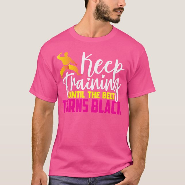 Behålla tills Bälte vrider Black Funny Kar T Shirt (Framsida)