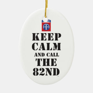 BEHÅLLALUGN OCH APPELL 82ND JULGRANSPRYDNAD KERAMIK