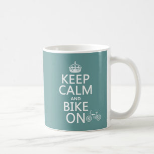 Behållalugn och cykel på (några färg) kaffemugg