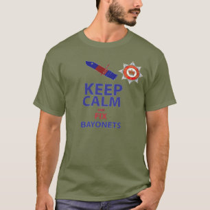 Behållalugn och fast bajonetter slösar den röda t shirt