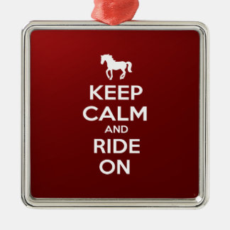 Behållalugn och ritt på julgransprydnad metall