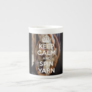 Behållalugn- och snurrandegarn benporslin mugg