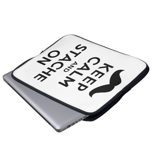 Behållalugn och Stache på Laptop Fodral (Framre botten)