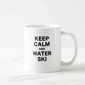 Behållalugn och vatten skidar kaffemugg