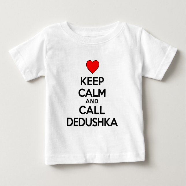 Behållans Lugn och ring Dedushka Tee (Framsida)