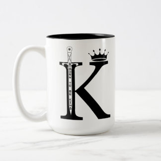 Behärska era förmiddagar som royalty. Två-Tonad mugg